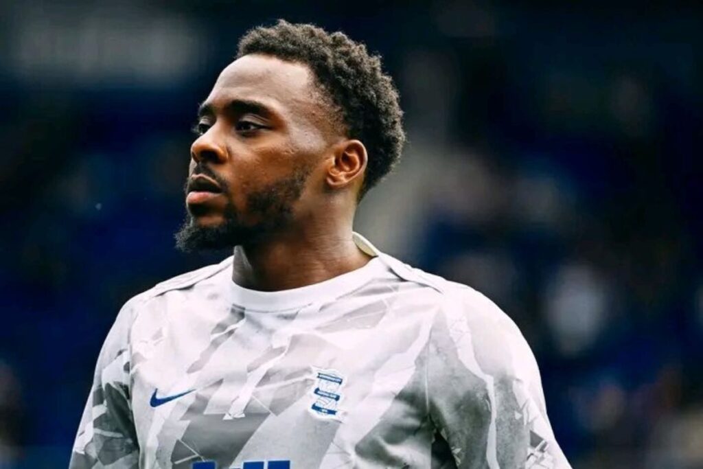 Bright Osayi-Samuel training at Birmingham.