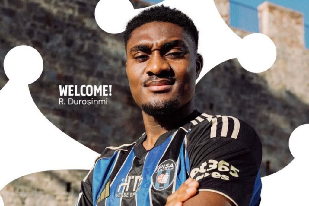 Rafiu Durosimi at his unveiling for Pisa Fc.