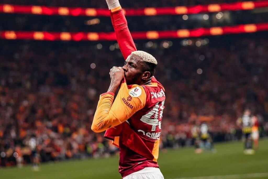Victor Osimehn showing passion for the badge at Galatasaray. 