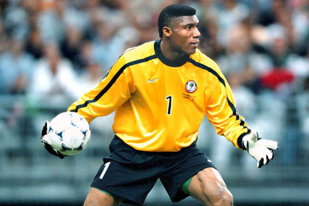 Peter Rufai in goal for the Super Eagles of Nigeria.